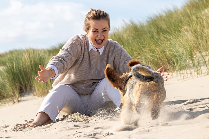 Hond op Texel - spontane fotoshoot op strand
