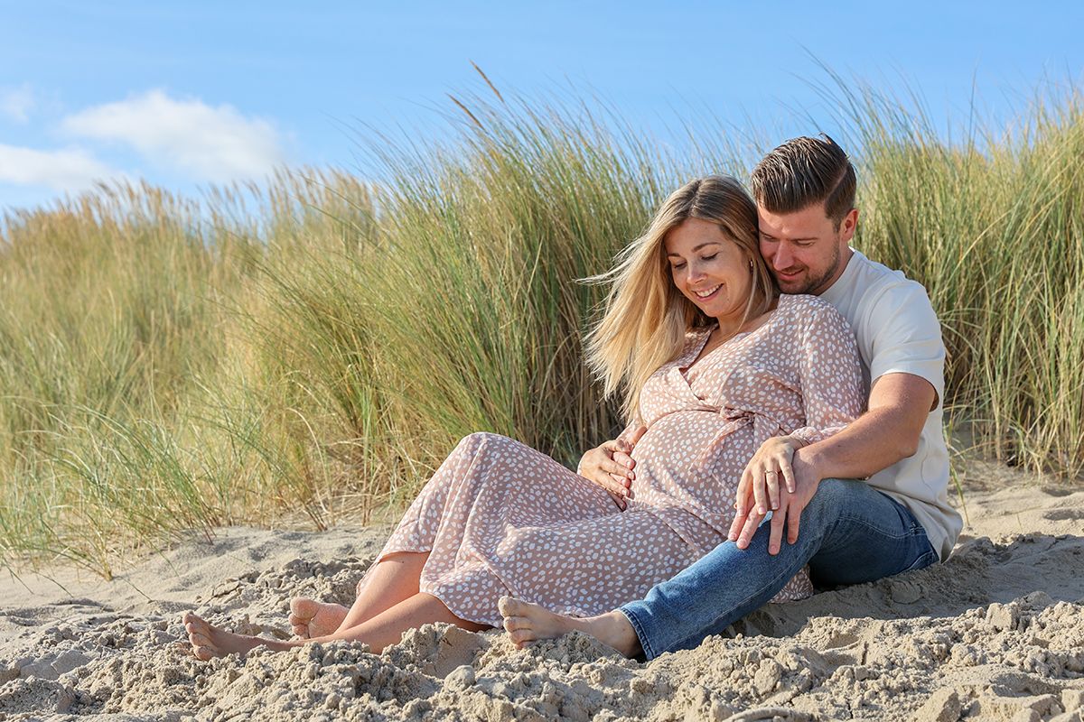 Babymoon op Texel met fotoshoot in de duinen