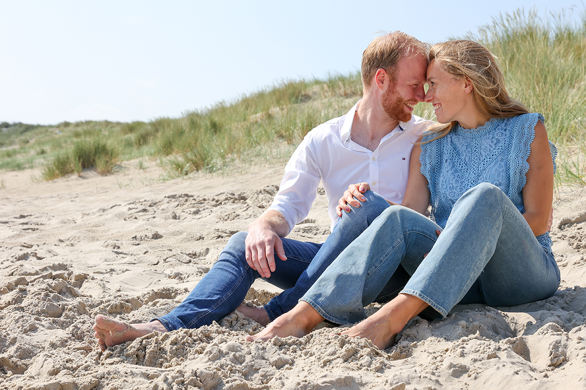 Spontane fotograaf Texel - loveshoot op het strand