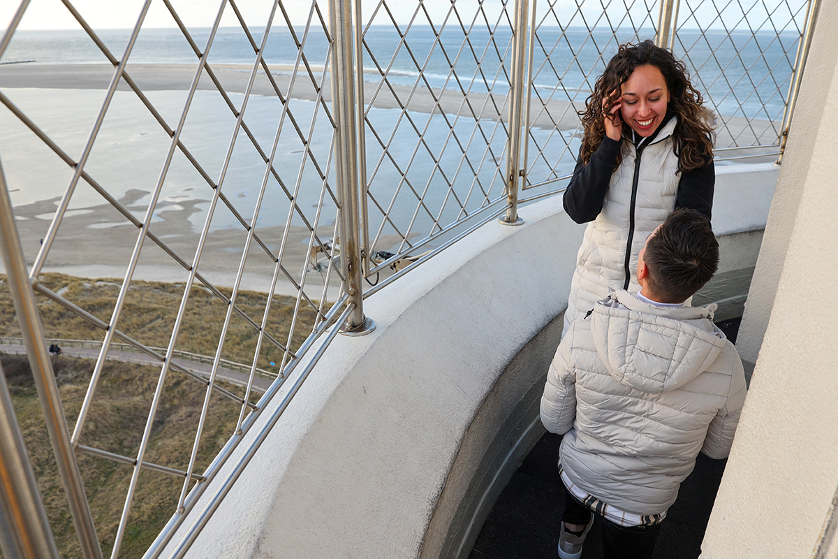 Huwelijksaanzoek op de vuurtoren van Texel - Fotograaf Texel