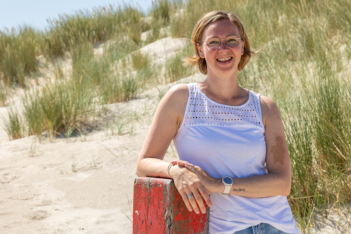 Spontane portretfoto op Texel - Foto Sanne
