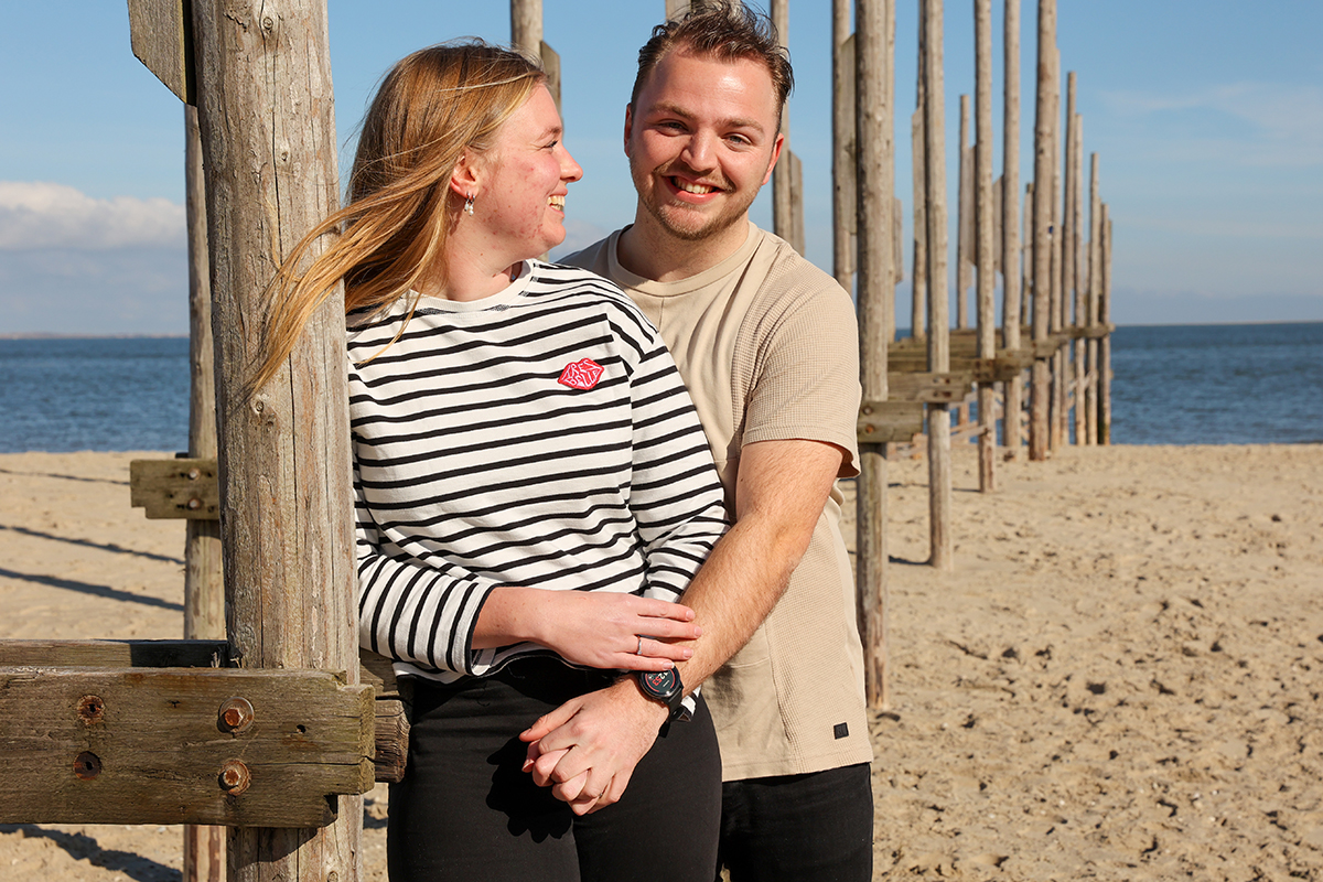 Huwelijksaanzoek bij de steiger op Texel