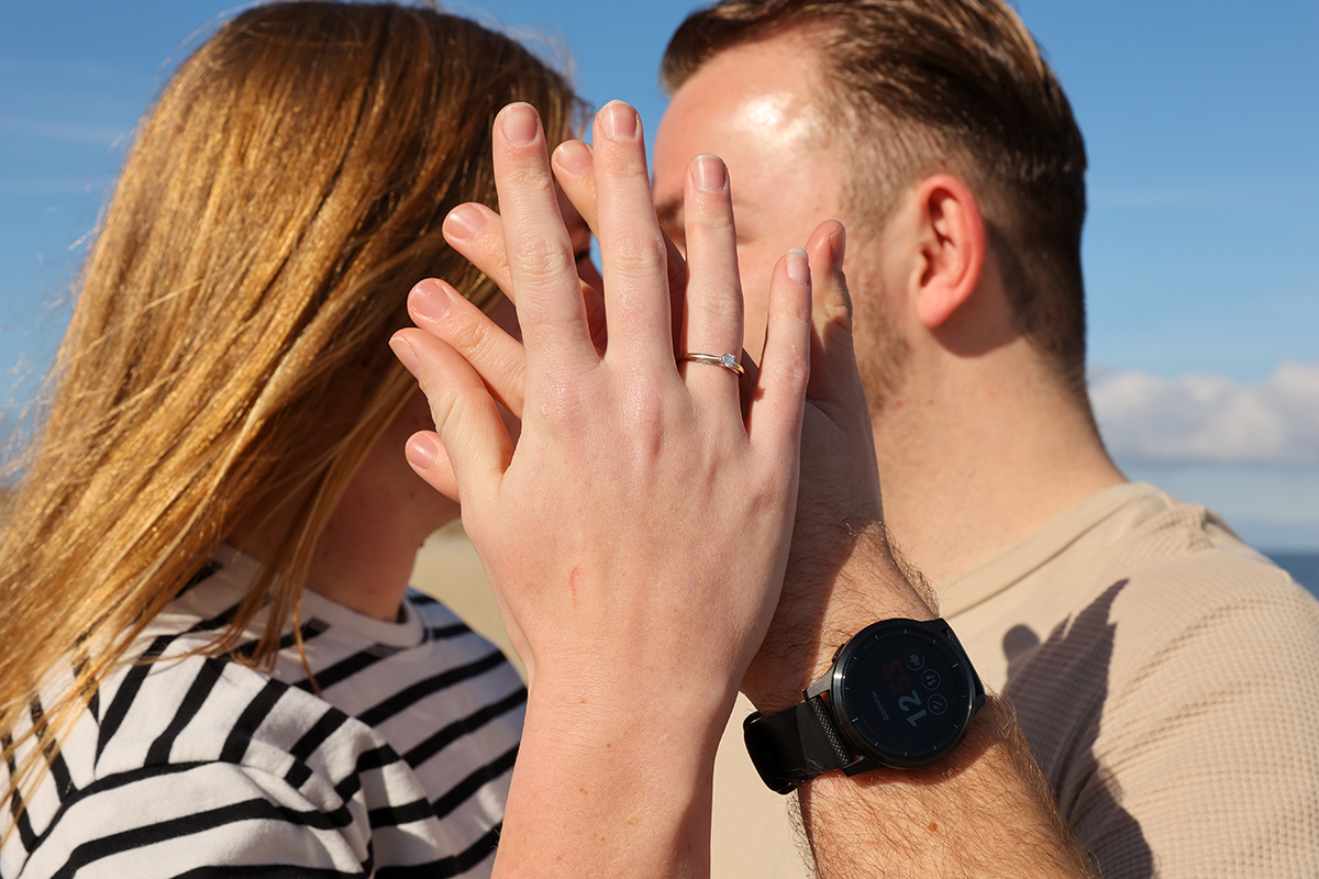 Huwelijksaanzoek met ring op Texel