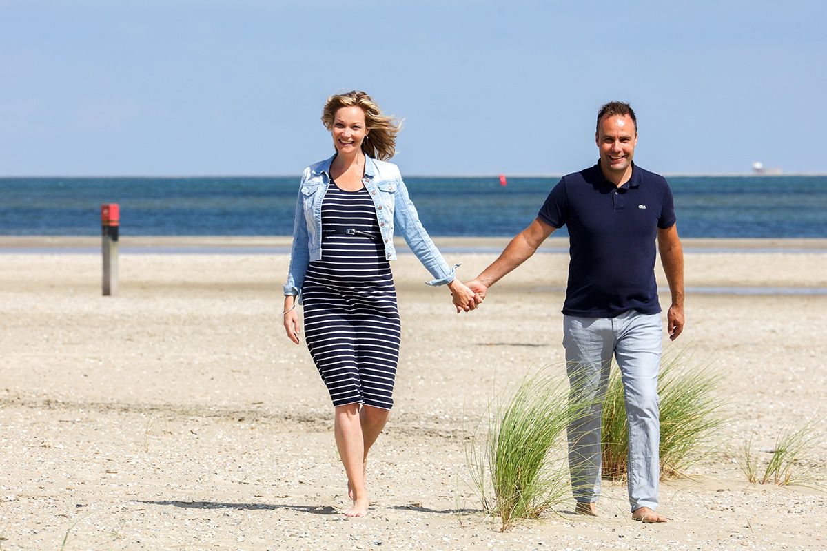 Zwangerschapsfoto strand Texel
