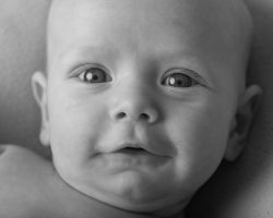 Blije newborn foto