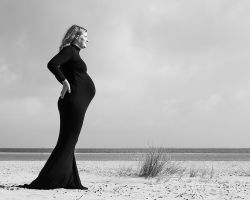 Zwangerschaps foto strand Texel