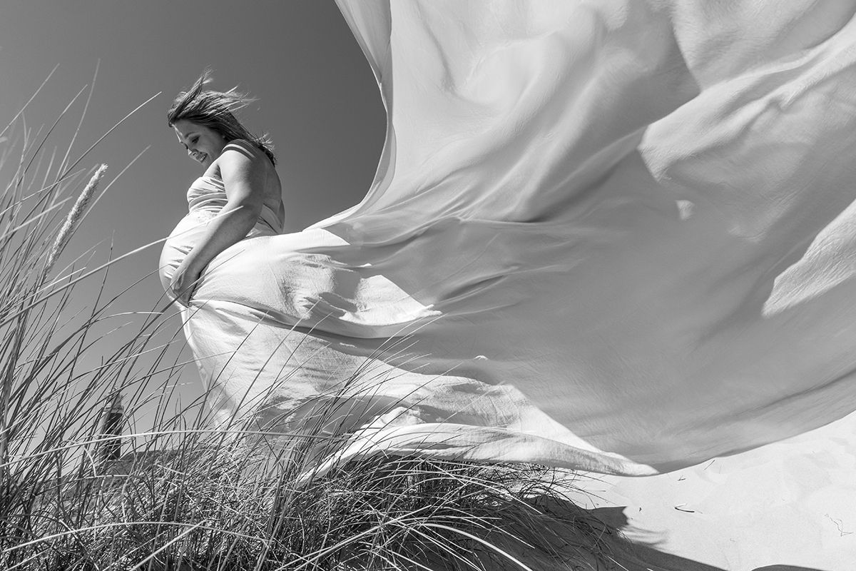 Zwangerschapsfoto in de duinen op Texel