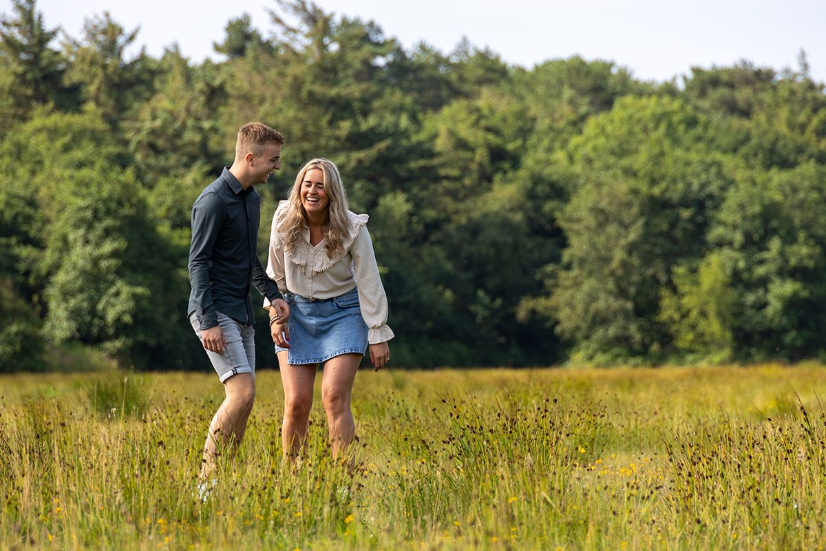 Loveshoot bij het bos  van Texel