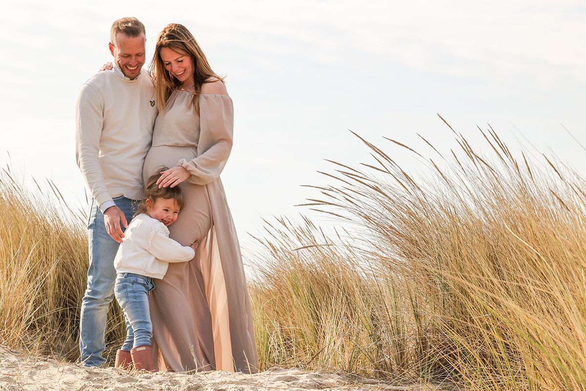 Babymoon op Texel met fotoshoot in de duinen