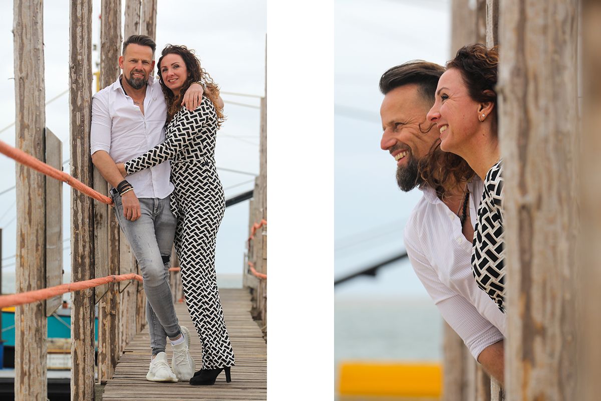 Fotoshoot na huwelijksaanzoek op de steiger van Waddenveer de Vriendschap op Texel - Fotograaf Texel