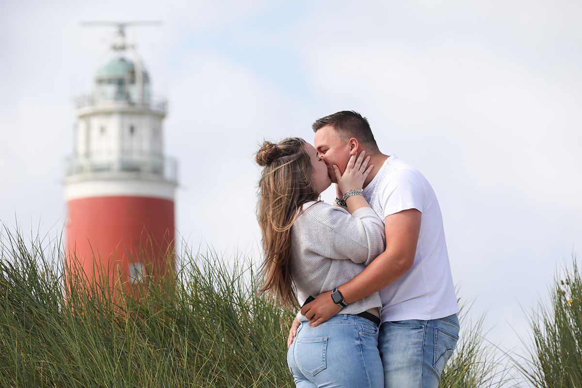 Huwelijksaanzoek bij de vuurtoren op Texel